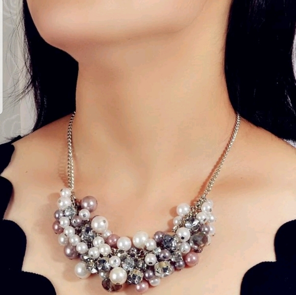 Pearl and Glass Cluster Necklace and Earrings - Picture 2 of 4